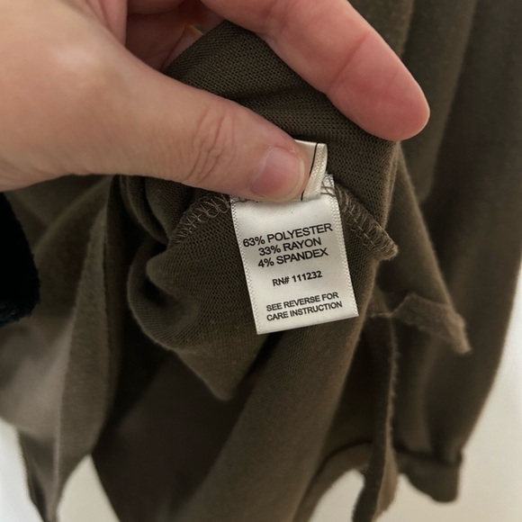 𝅺johnny becca size Large oversized long sleeve sweater - Picture 4 of 10